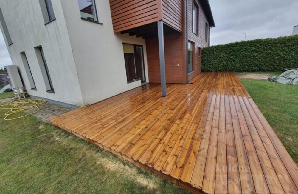 Terrasse bois sur plot
