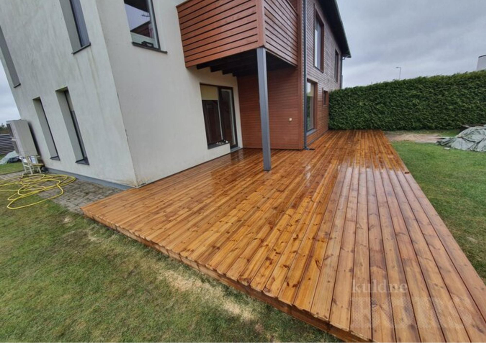 Terrasse bois sur plot