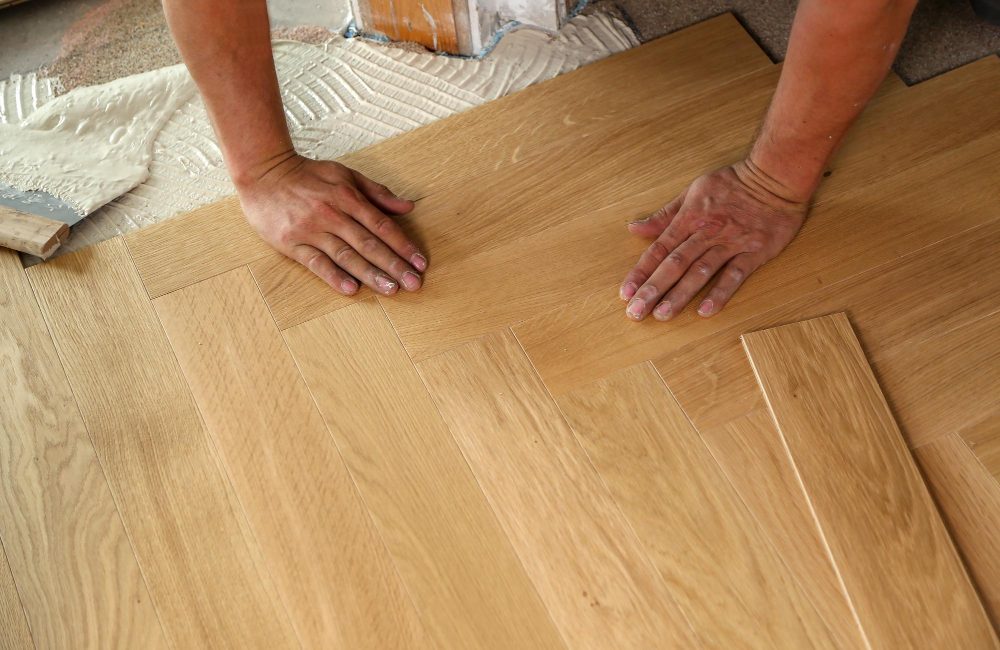 Dans quel sens poser un parquet selon la pièce et la lumière