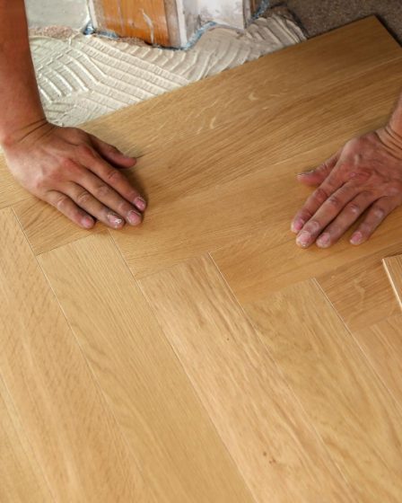 Dans quel sens poser un parquet selon la pièce et la lumière